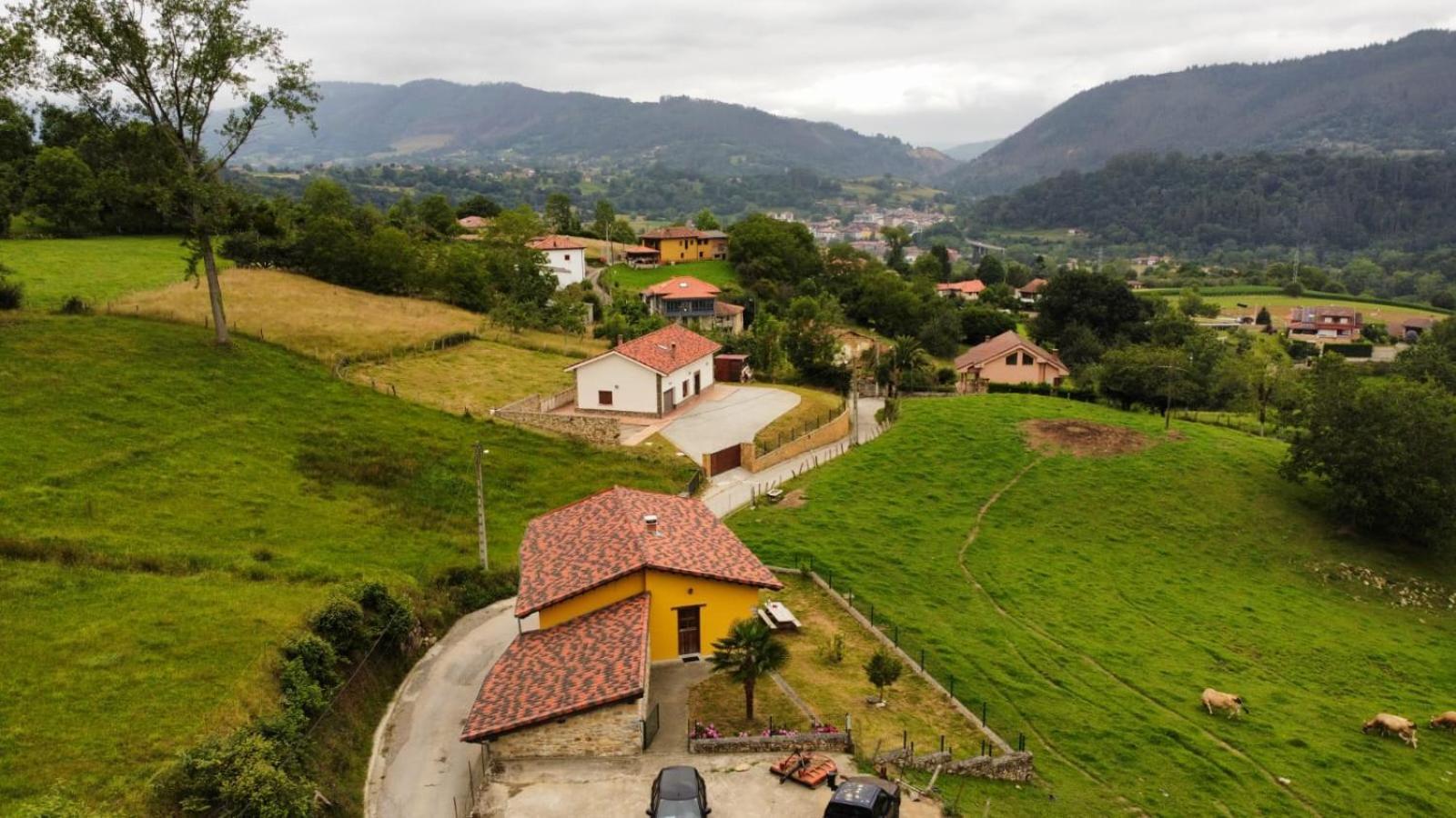 La Teyera Villa Infiesto Exterior photo